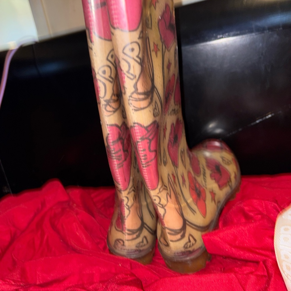 Coach Floral Print Tan Rain Boots with Pink Accents - Picture 2 of 4